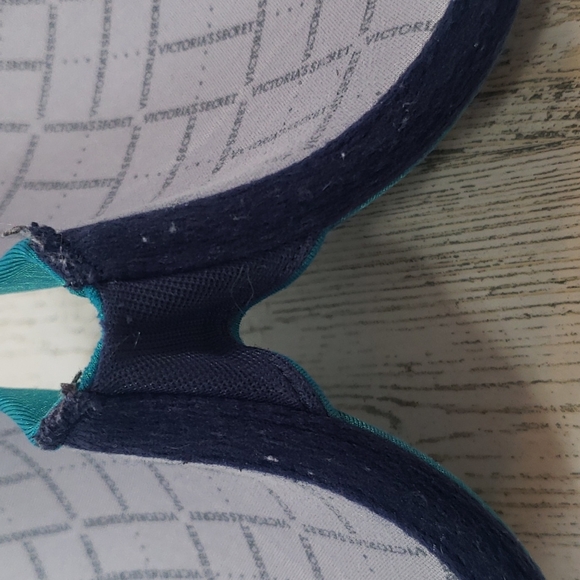 Victoria's Secret mermaid teal green blue padded perfect coverage bra 32C - Picture 7 of 8